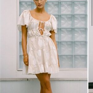 Sabo Skirt Cream Tie-Front Mini Dress